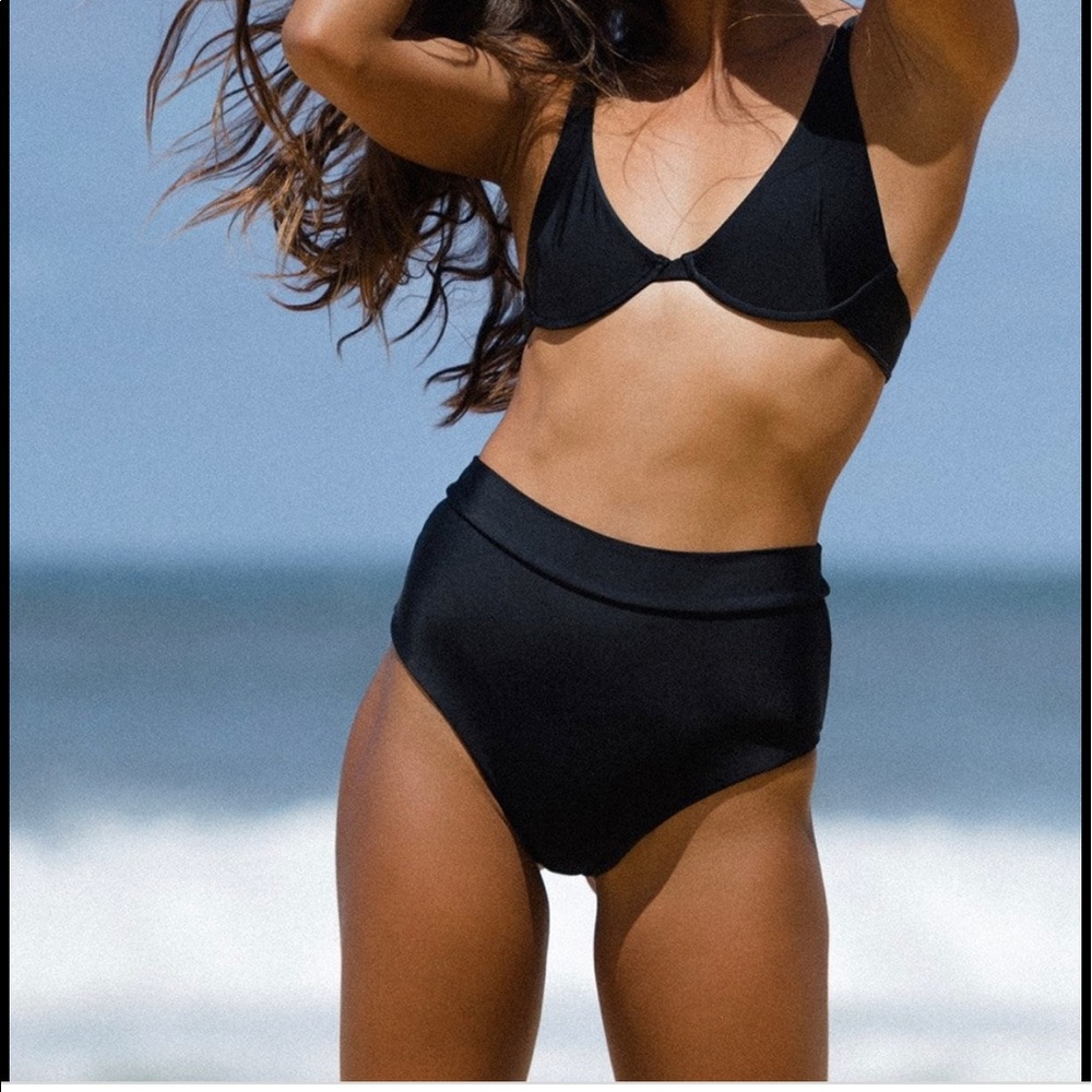Acacia Solento bottom (fin) - small